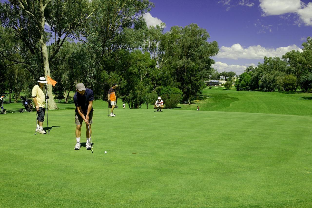 Commercial Golf Resort Albury Kültér fotó