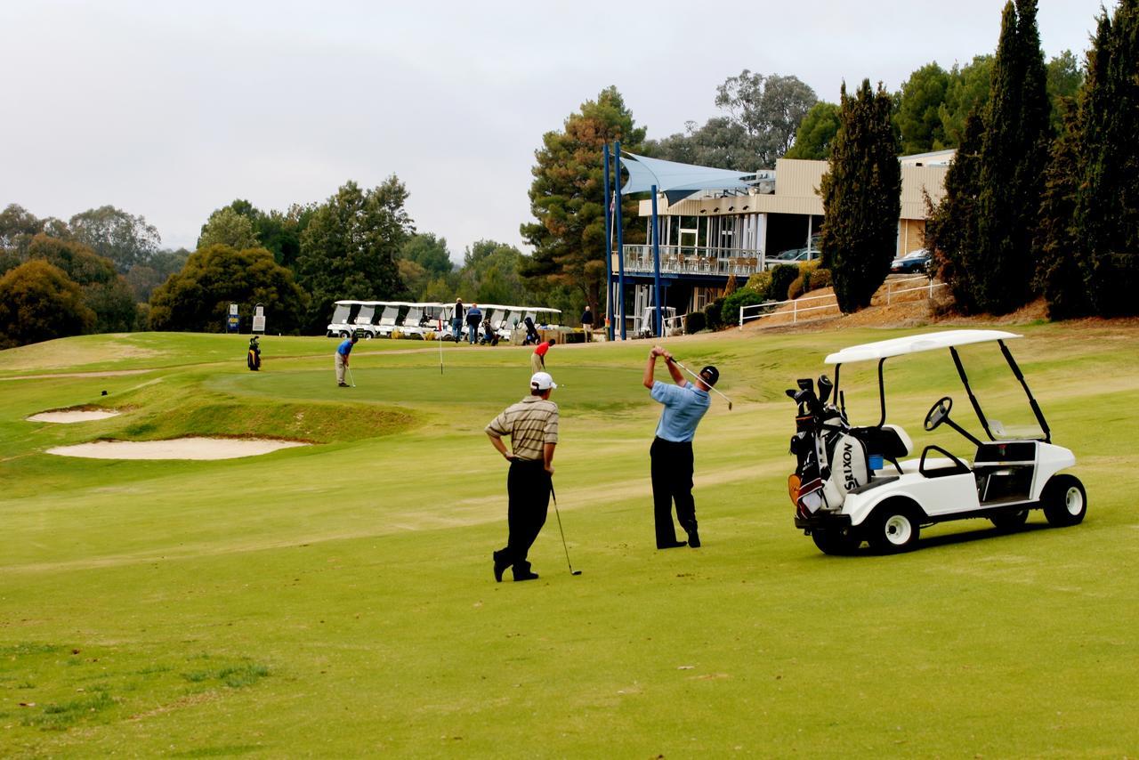 Commercial Golf Resort Albury Kültér fotó